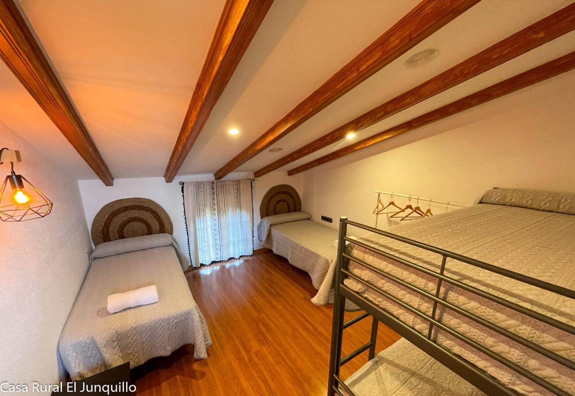 Casa Rural El Junquillo Cuevas De San Marcos Екстер'єр фото